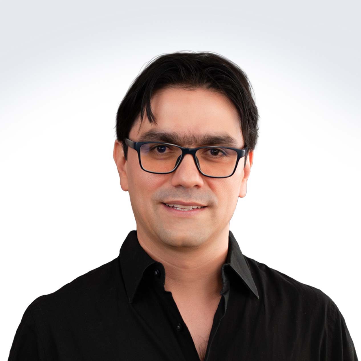 Nicolás Hurtado: Coach Ontológico Senior de Newfield Consulting Colombia